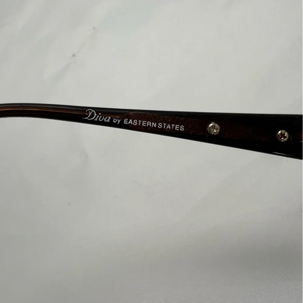 Diva by Eastern States Rimless Eyeglasses  - Frames Only
